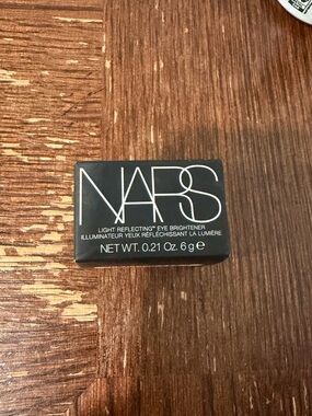 NARS Light Reflecting Undereye Brightener - Impossible Dream (Medium)
